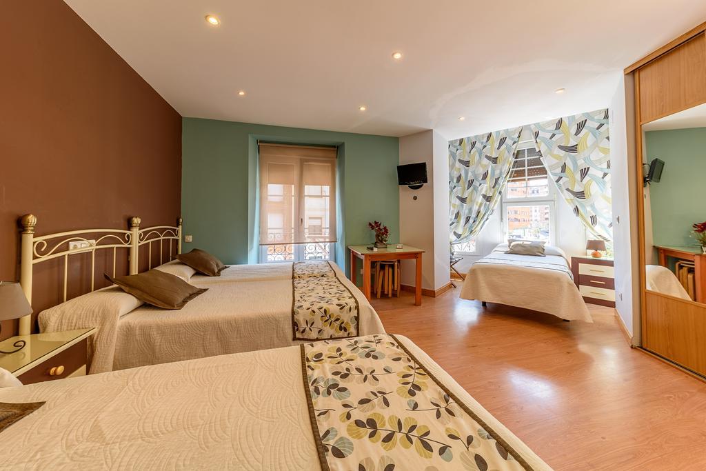 Hosteria Villa De Castro Castro Urdiales Exterior foto
